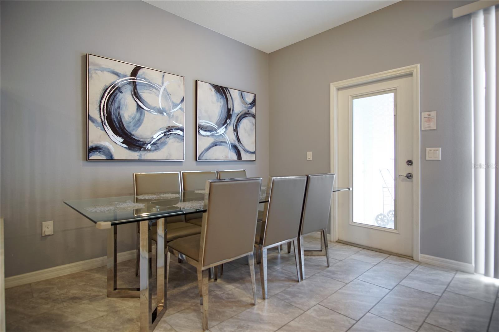 Image 17 of 33 For 7549 Oak Spring Lane