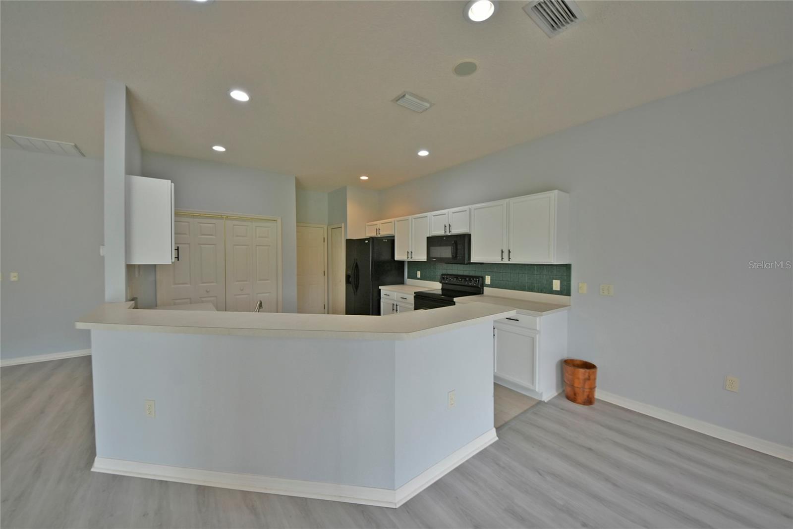 Image 17 of 41 For 4302 Berwick Drive