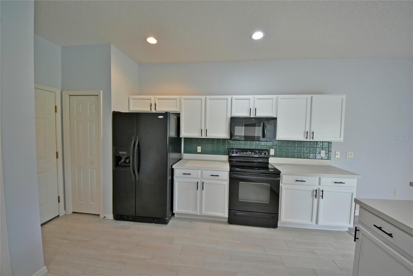 Image 21 of 41 For 4302 Berwick Drive