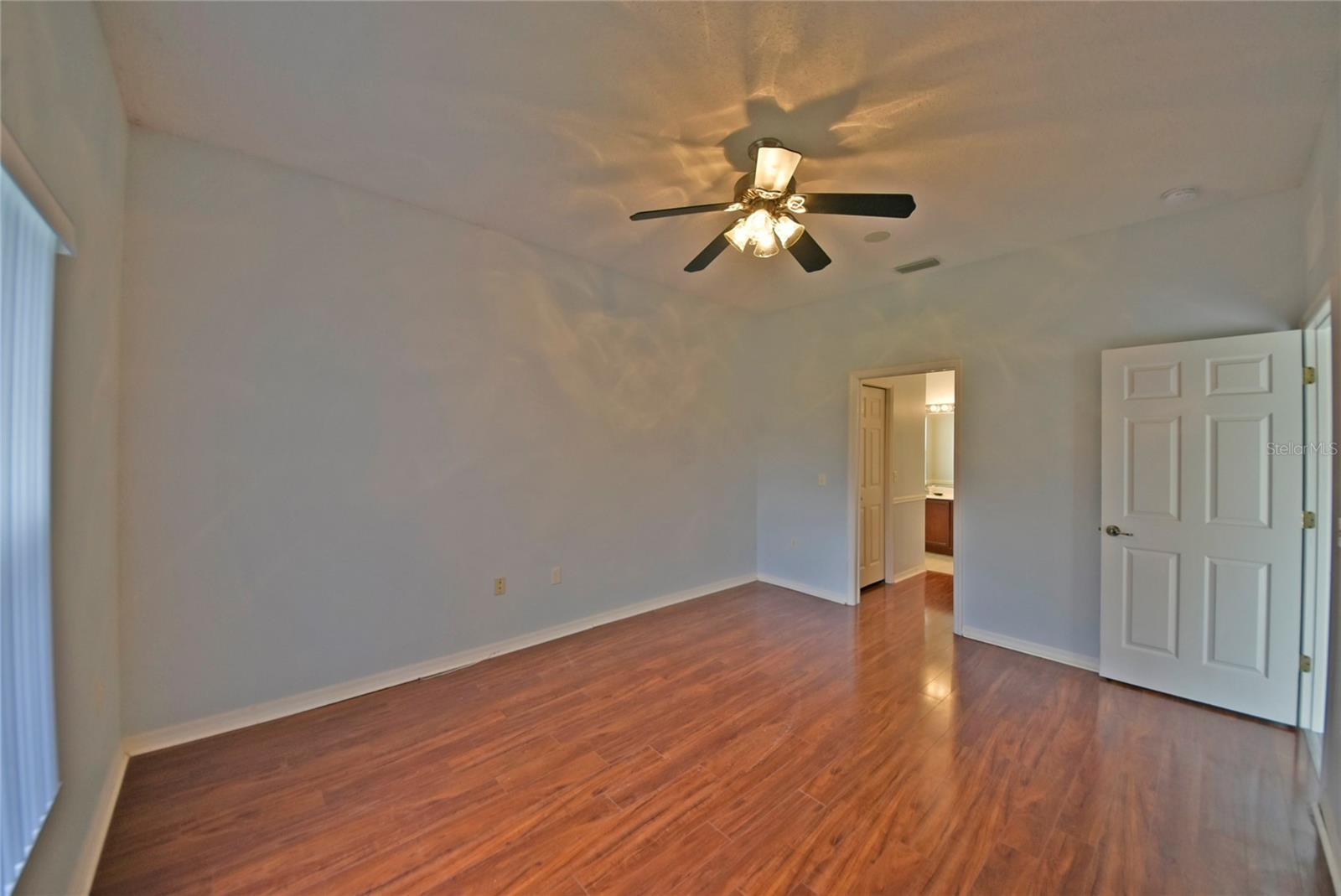 Image 23 of 41 For 4302 Berwick Drive