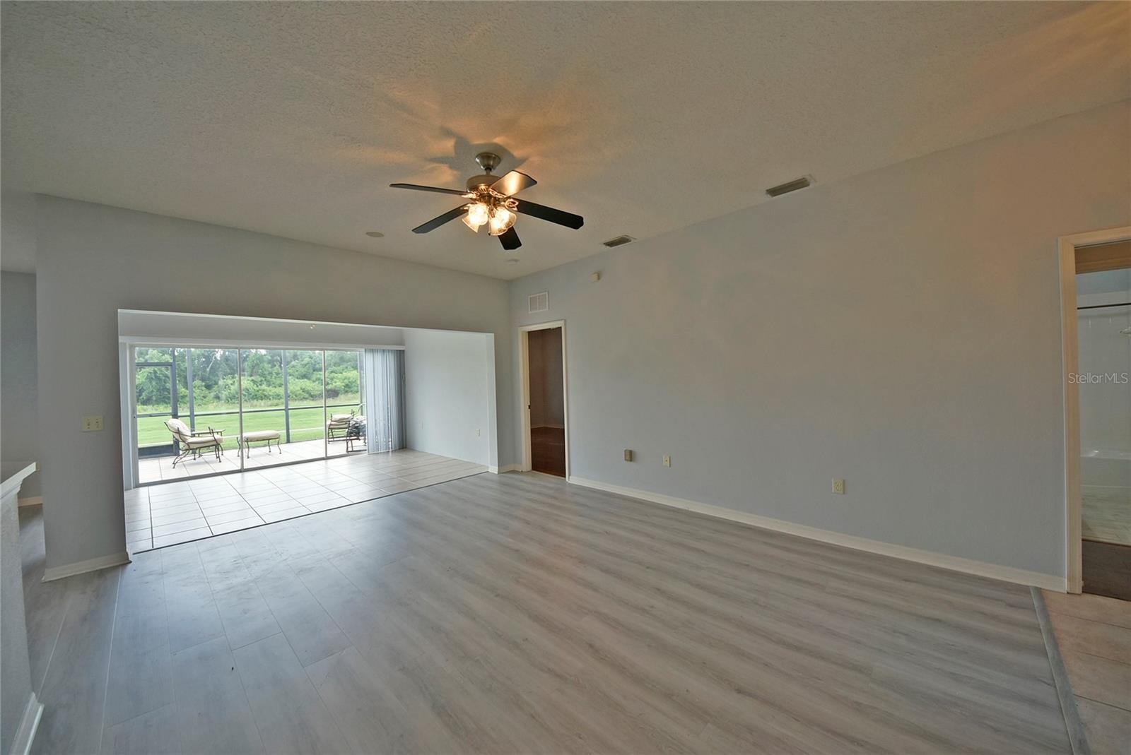 Image 6 of 41 For 4302 Berwick Drive