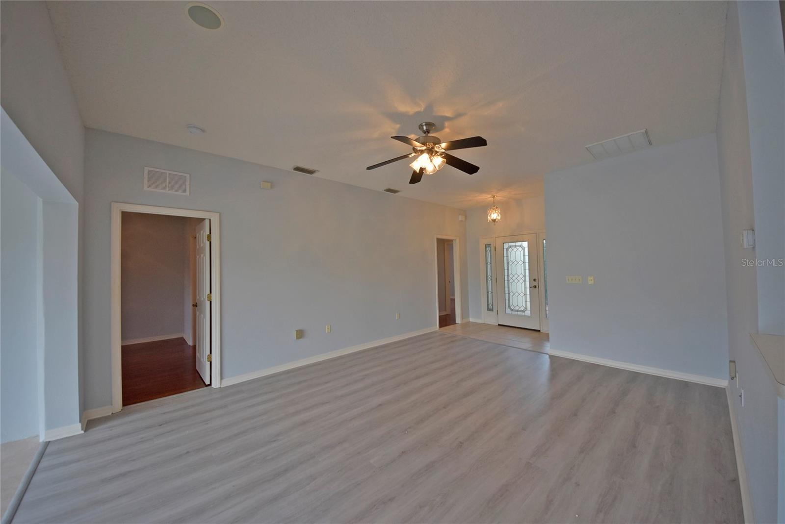 Image 7 of 41 For 4302 Berwick Drive