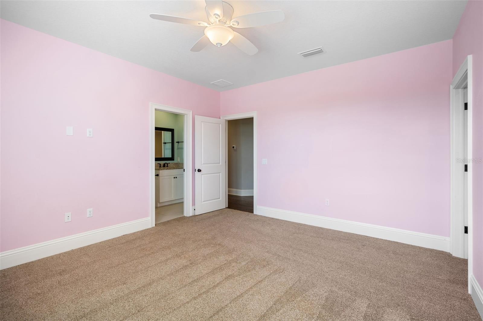 Image 39 of 79 For 1836 Woodpointe Drive