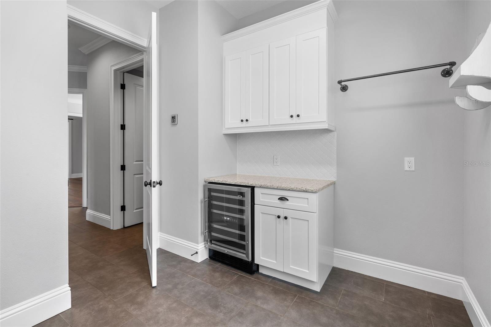 Image 41 of 79 For 1836 Woodpointe Drive
