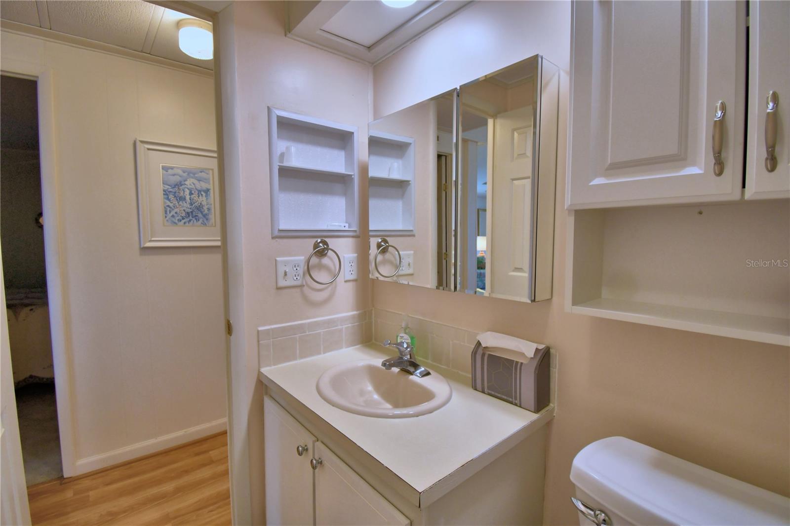 Image 22 of 75 For 4113 Rolling Oaks Drive
