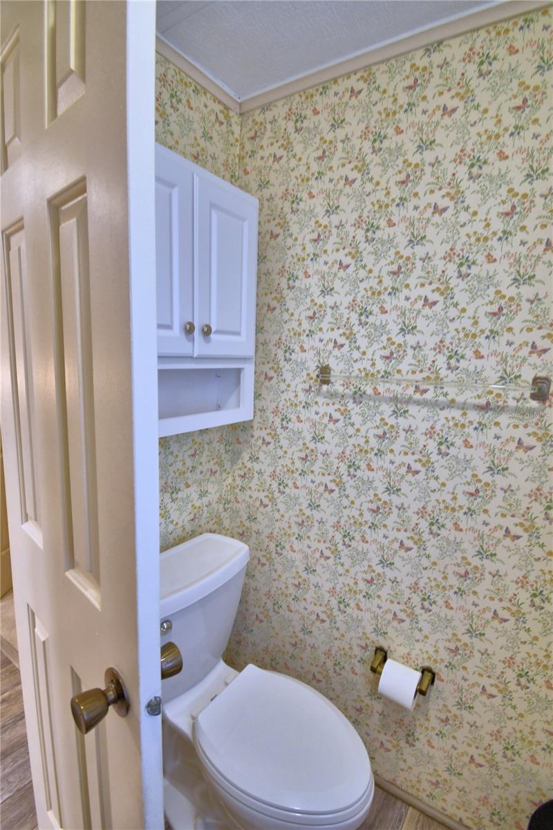 Image 35 of 75 For 4113 Rolling Oaks Drive