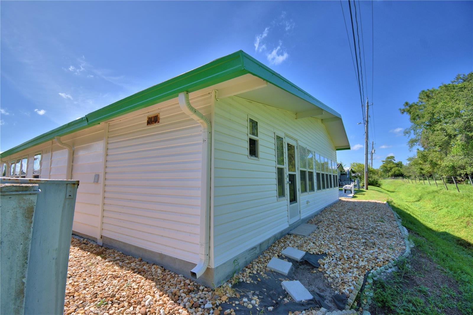 Image 53 of 75 For 4113 Rolling Oaks Drive
