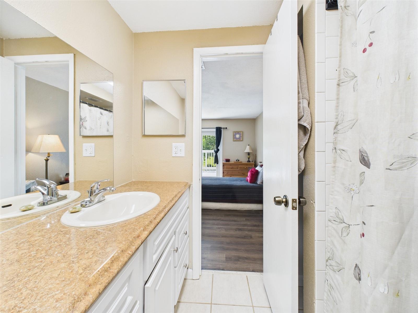 Image 29 of 59 For 1718 Azalea Court B