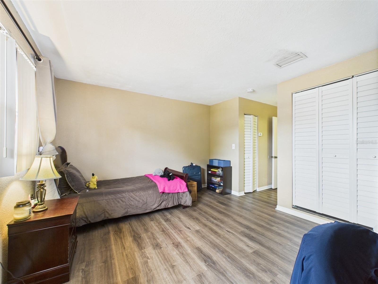 Image 39 of 59 For 1718 Azalea Court B