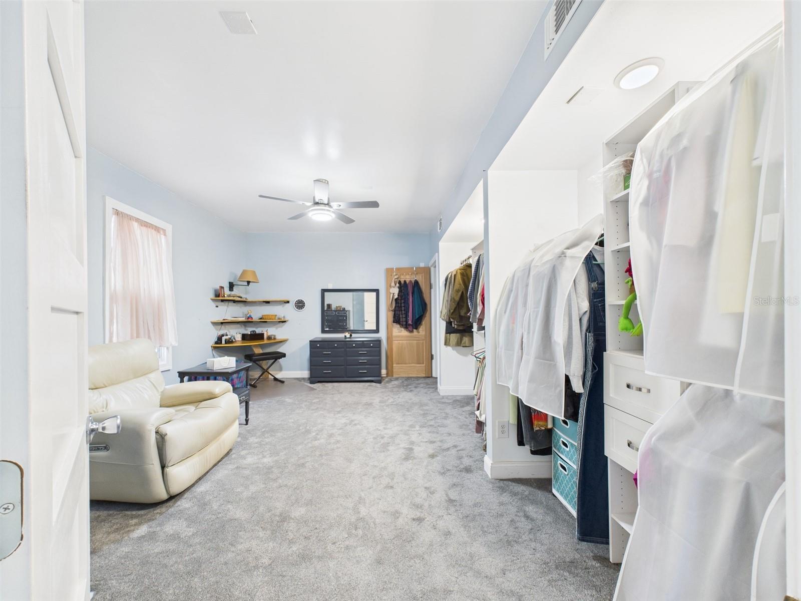 Image 27 of 95 For 2418 1st Street