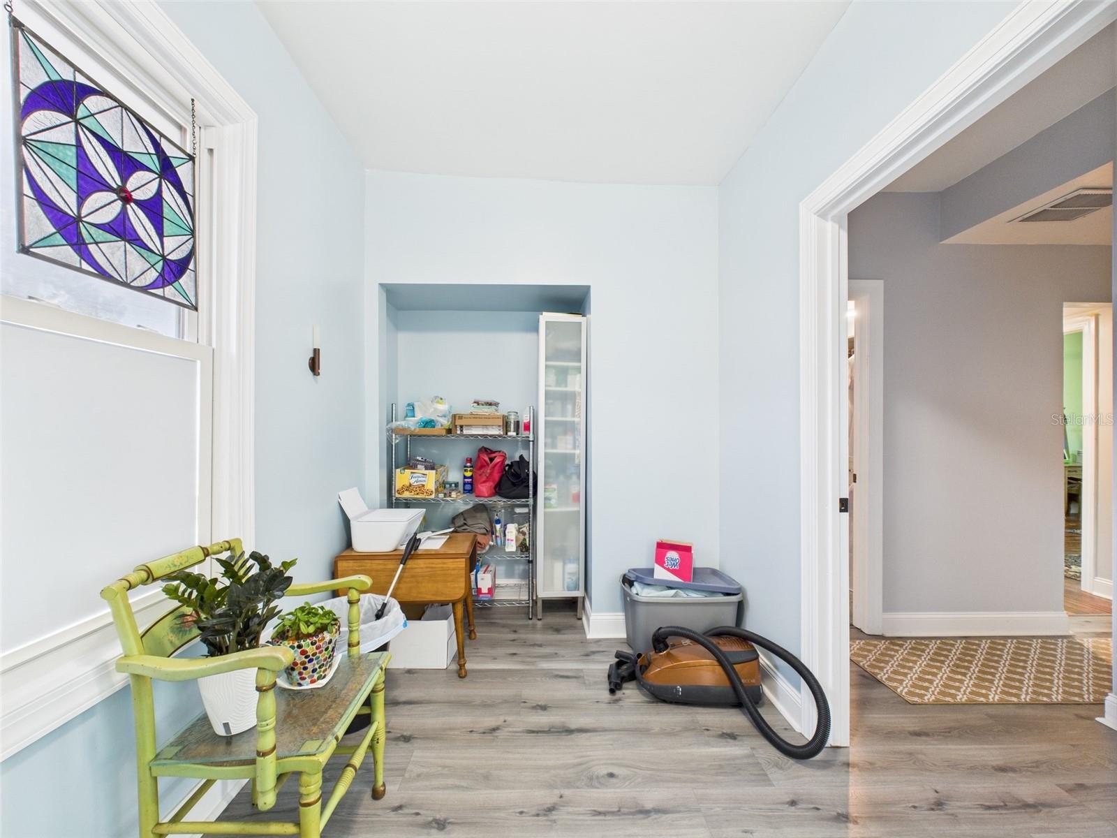 Image 35 of 95 For 2418 1st Street