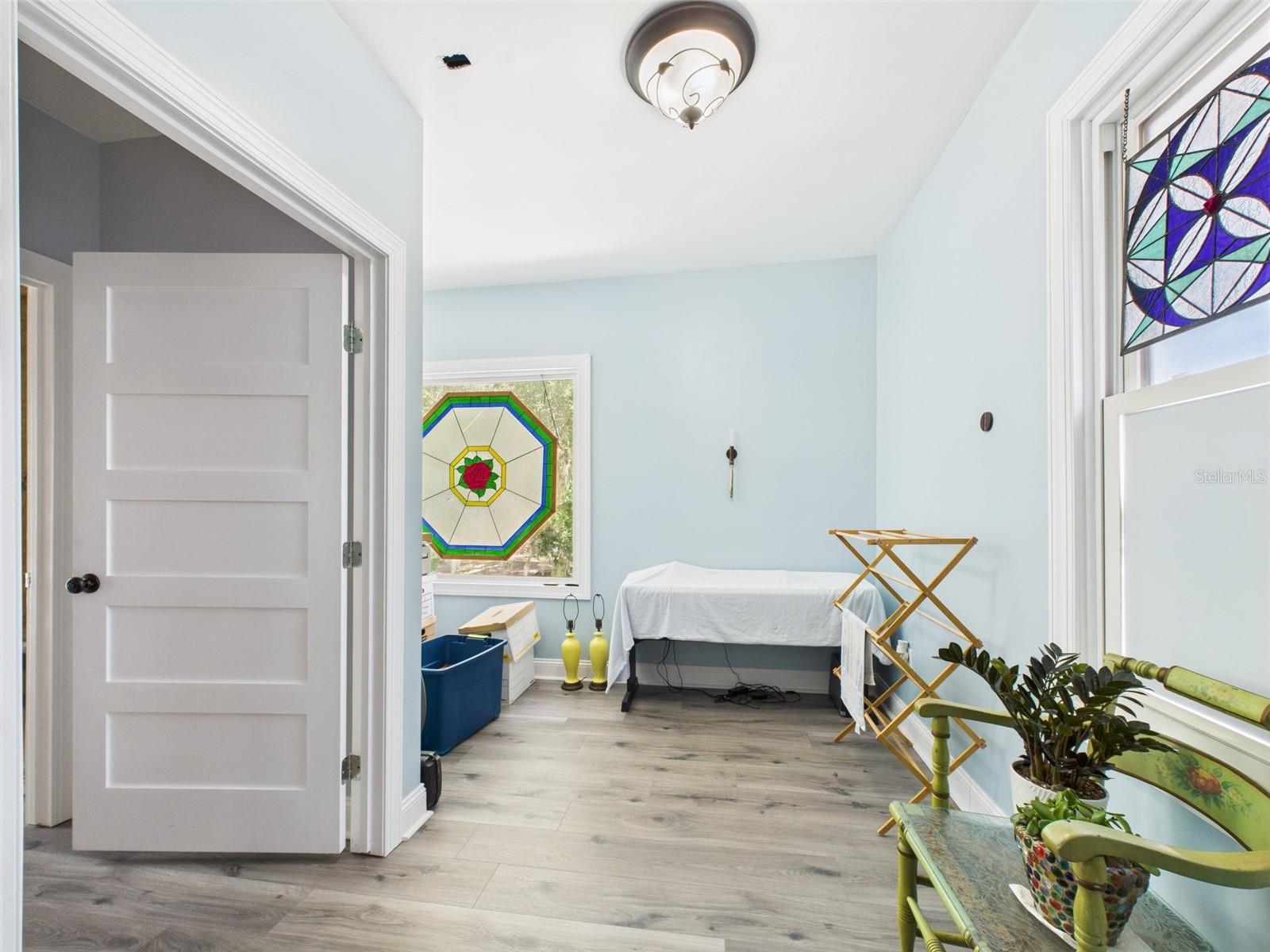 Image 37 of 95 For 2418 1st Street
