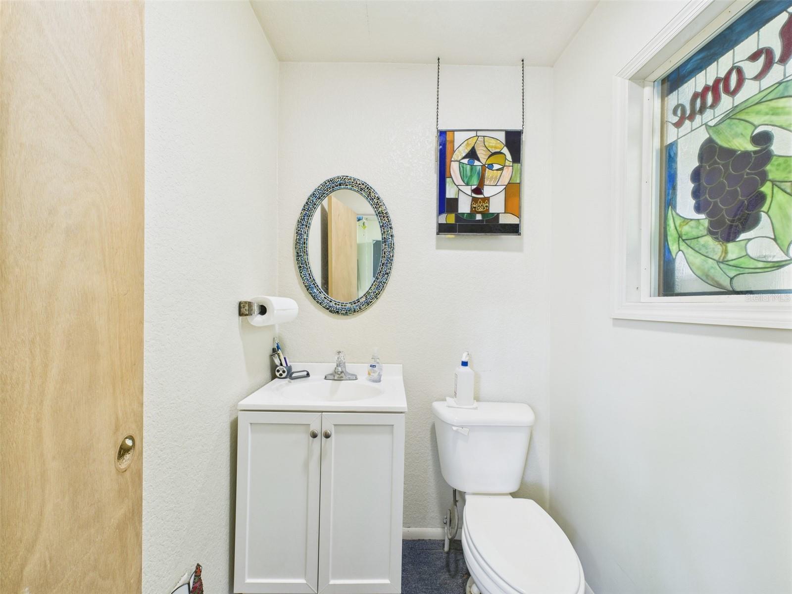 Image 46 of 95 For 2418 1st Street