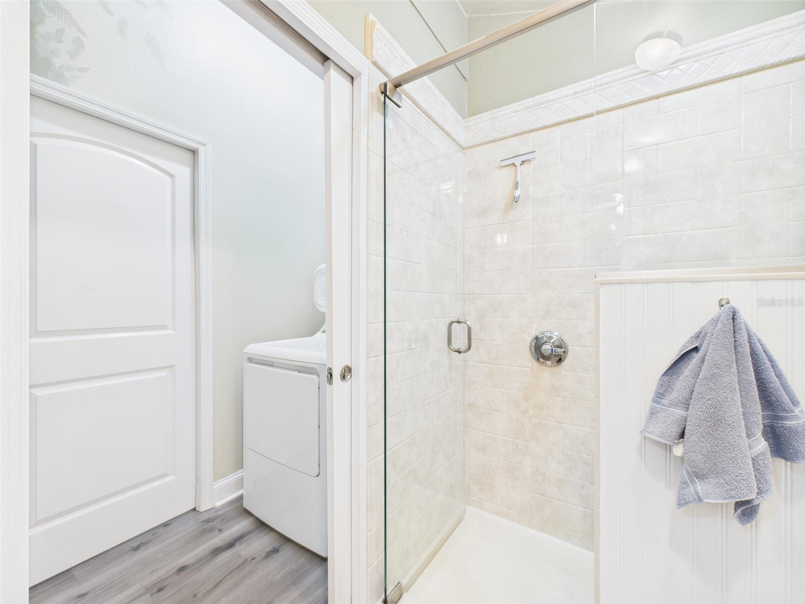 Image 56 of 95 For 2418 1st Street