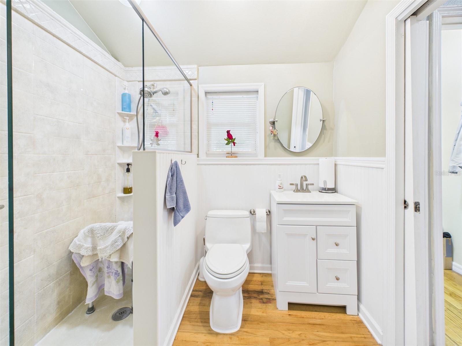 Image 60 of 95 For 2418 1st Street