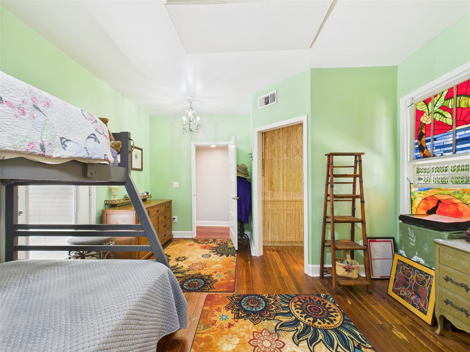 Image 78 of 95 For 2418 1st Street