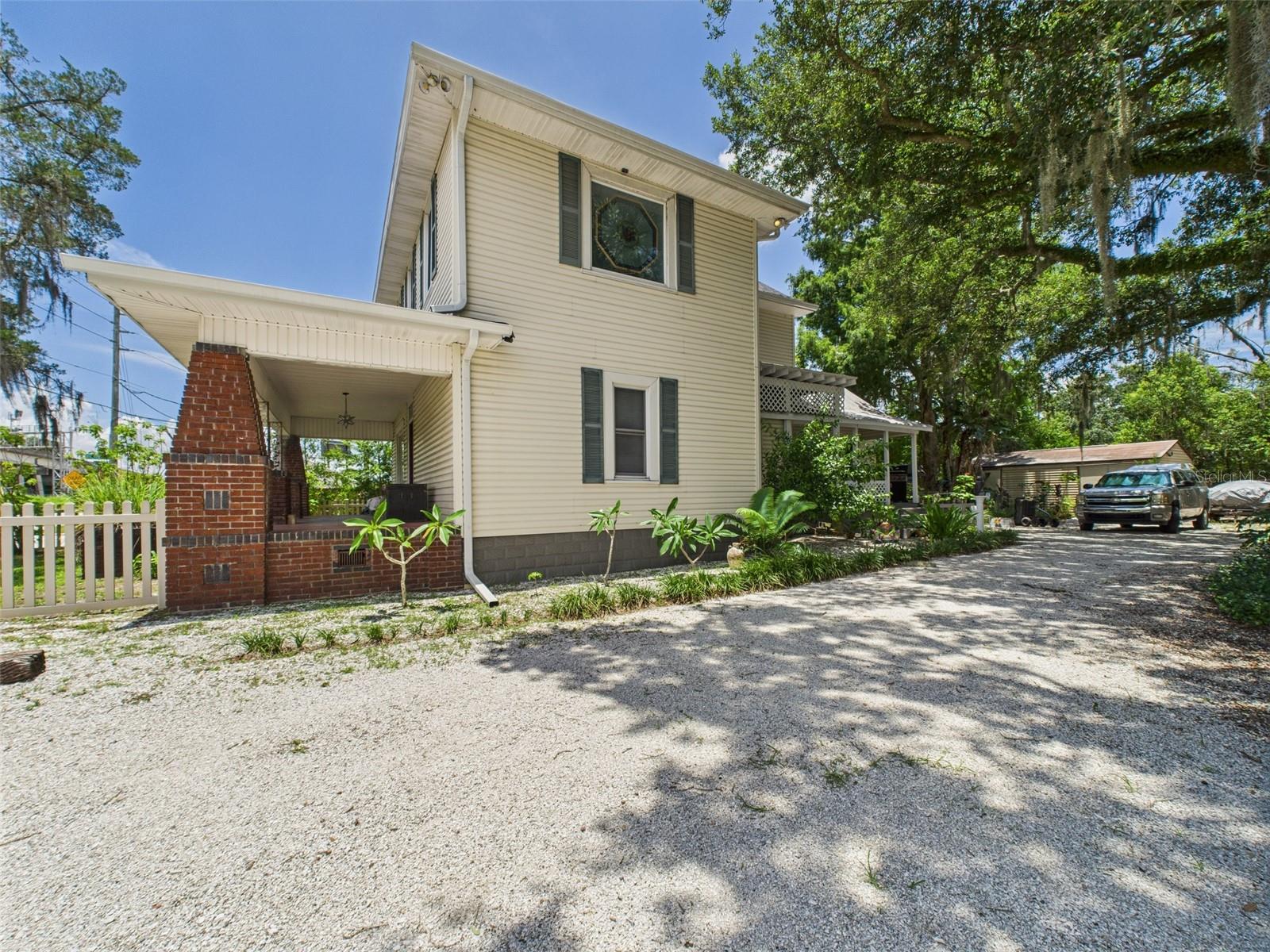 Image 88 of 95 For 2418 1st Street