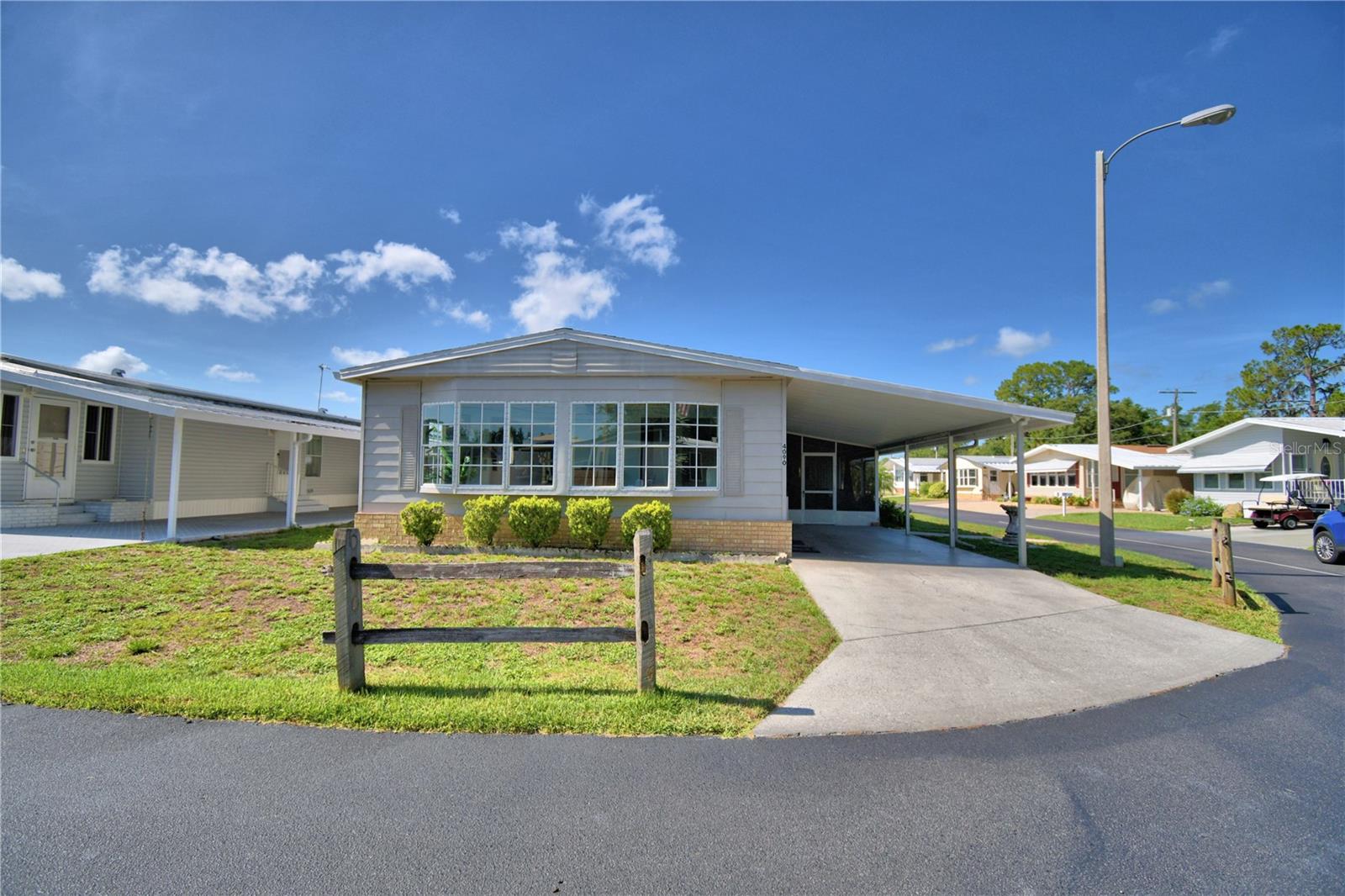 Details for 4090 Rolling Oaks Drive, WINTER HAVEN, FL 33880