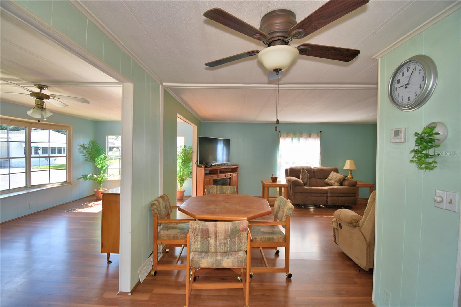 Image 11 of 64 For 4090 Rolling Oaks Drive
