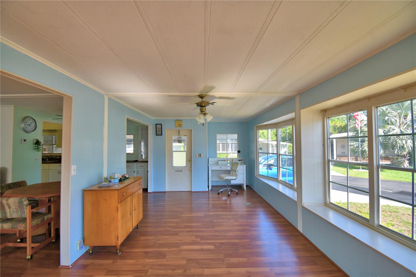 Image 15 of 64 For 4090 Rolling Oaks Drive