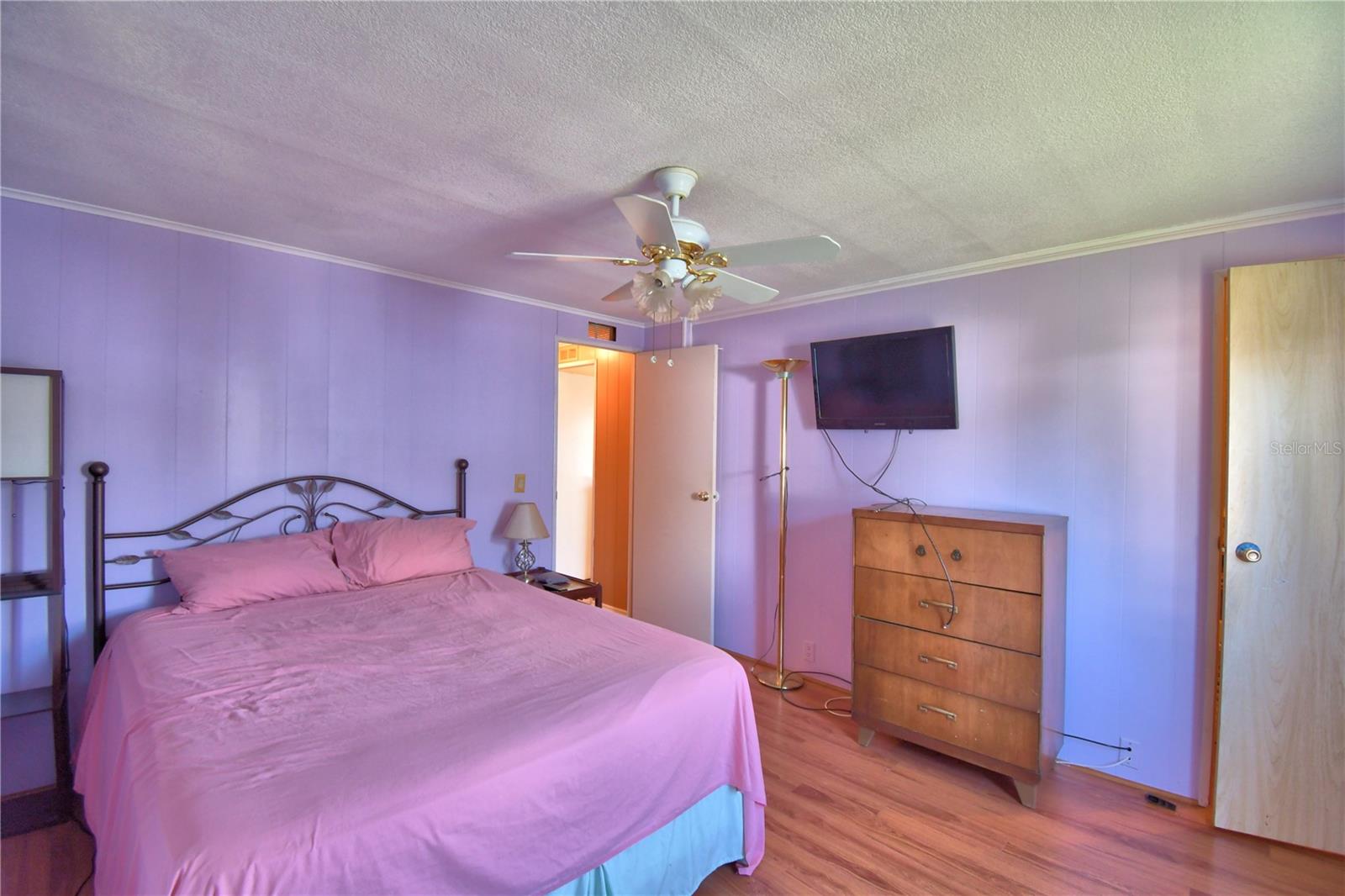 Image 24 of 64 For 4090 Rolling Oaks Drive