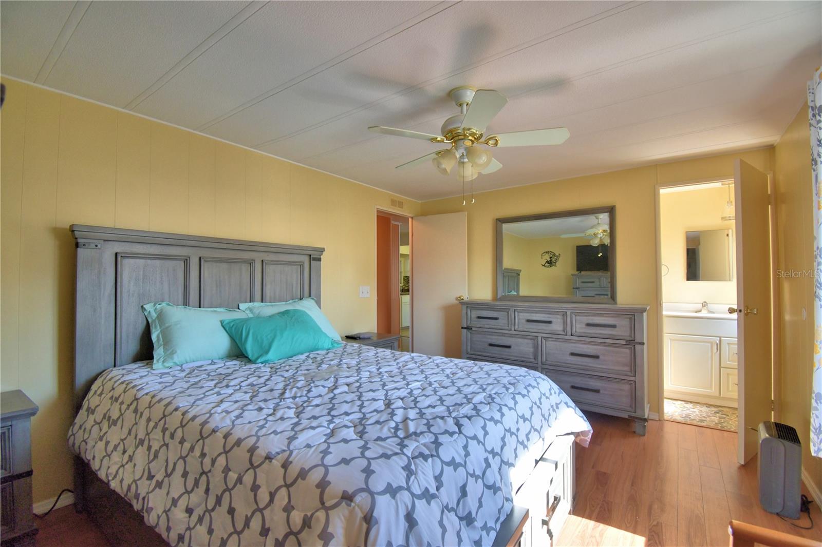 Image 29 of 64 For 4090 Rolling Oaks Drive