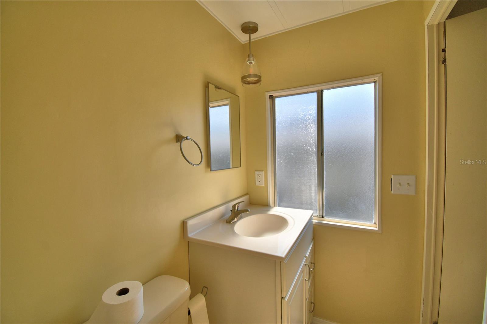 Image 33 of 64 For 4090 Rolling Oaks Drive