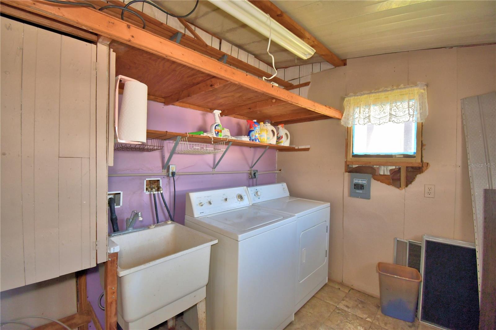 Image 37 of 64 For 4090 Rolling Oaks Drive