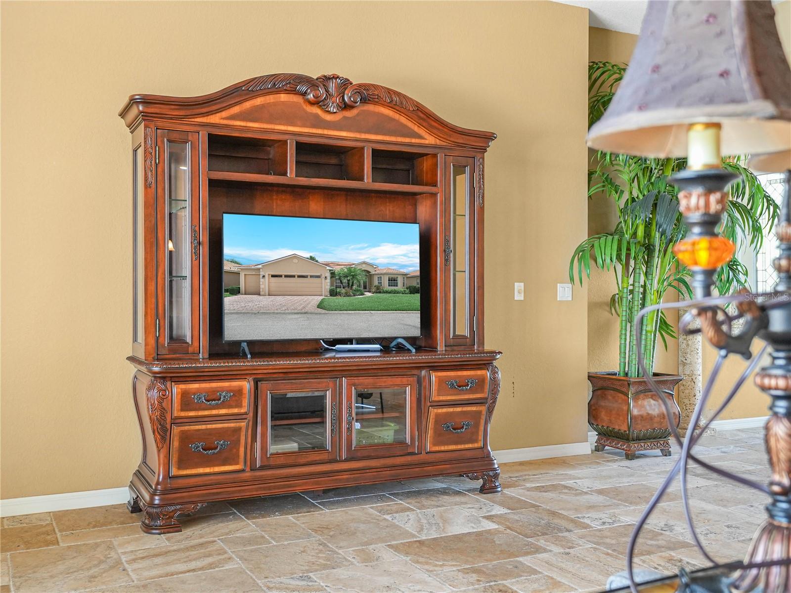 Image 15 of 72 For 5200 Pebble Beach Boulevard
