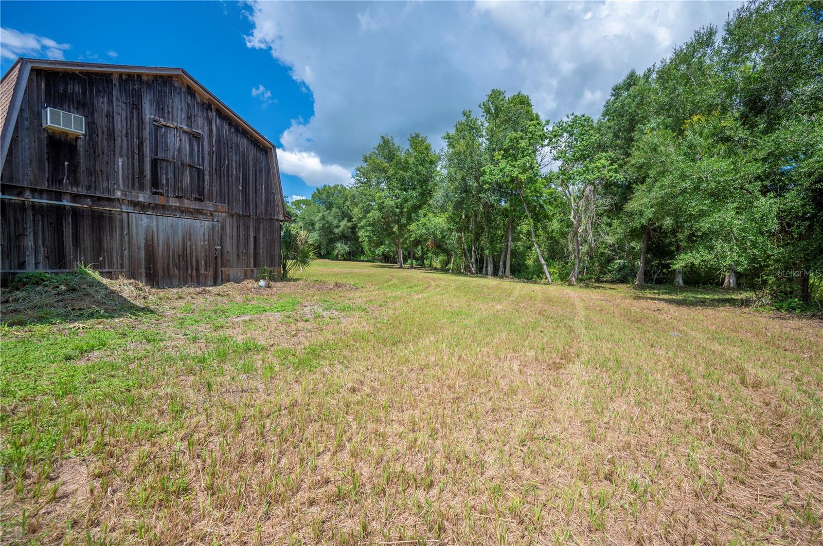 Image 13 of 36 For 2230 Lake Daisy Road