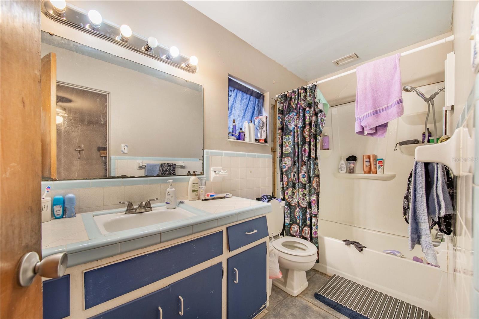 Image 12 of 12 For 400 Pomelo Street