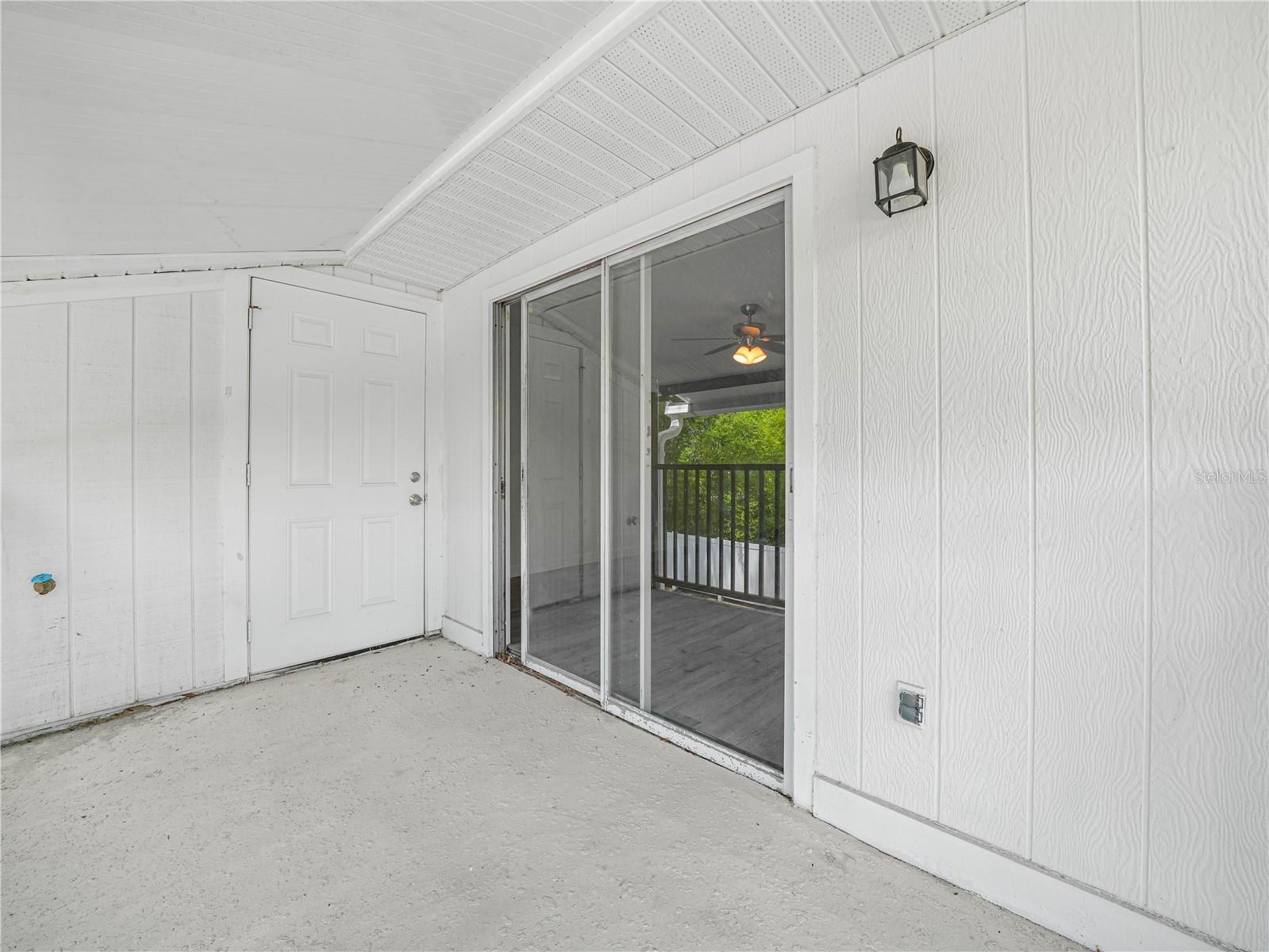 Image 10 of 27 For 3811 Oak Drive E62
