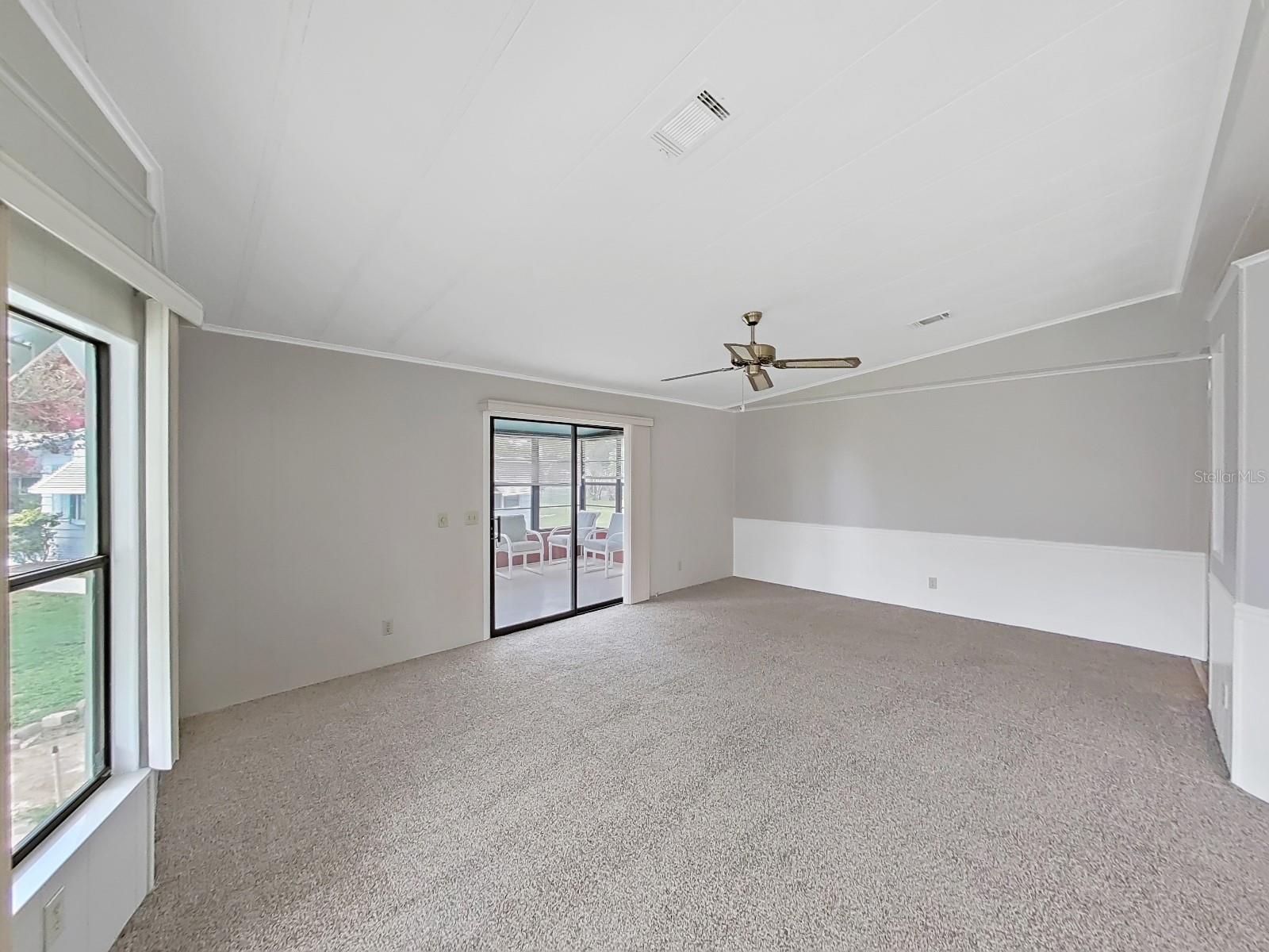 Image 23 of 49 For 1548 Longbow Dr