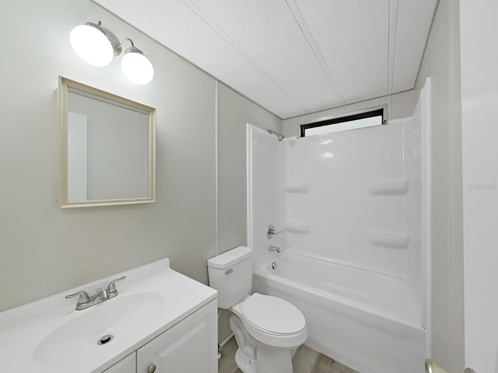 Image 33 of 49 For 1548 Longbow Dr