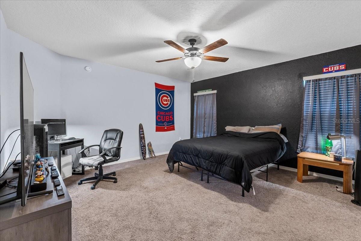 Image 17 of 37 For 910 Blue Tide Lane
