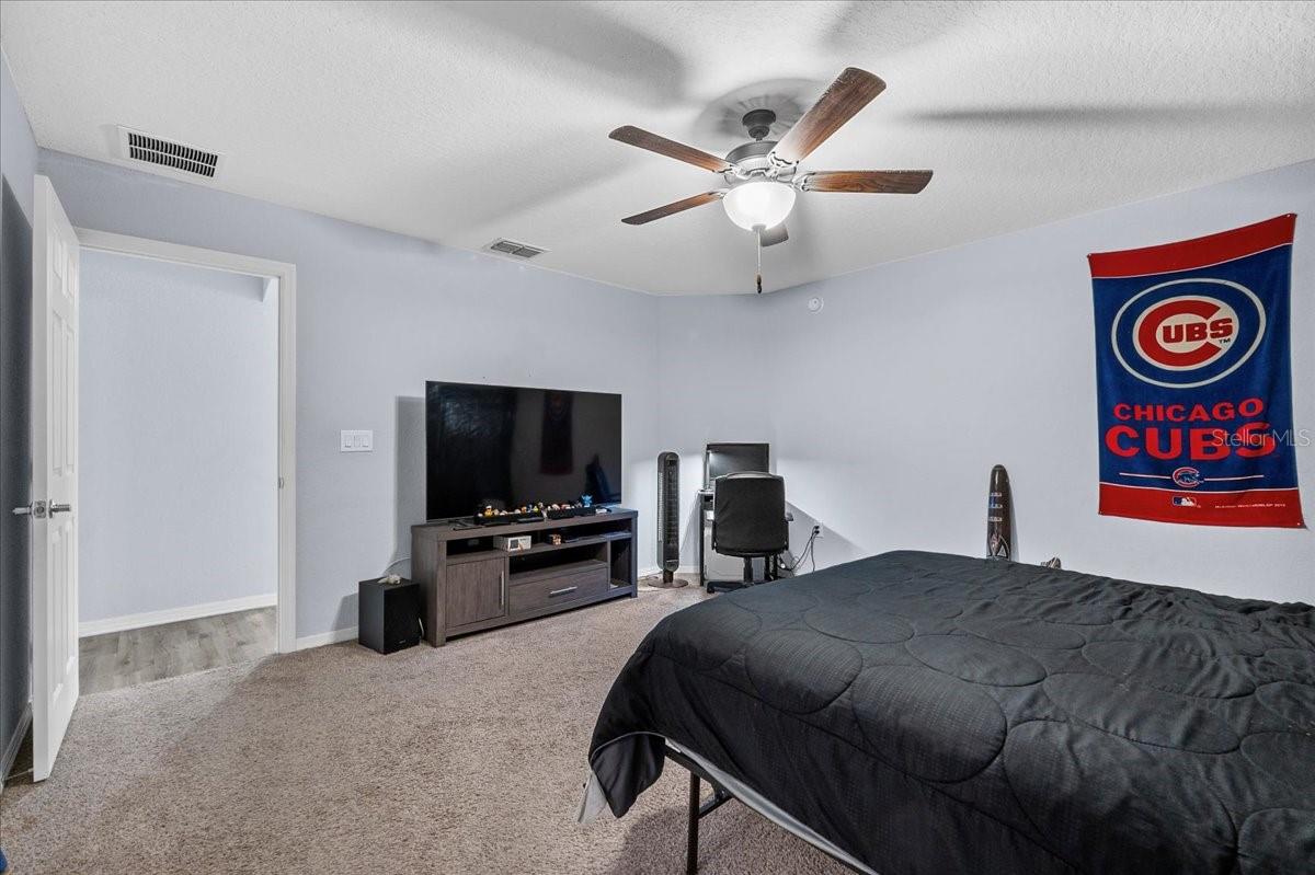 Image 19 of 37 For 910 Blue Tide Lane