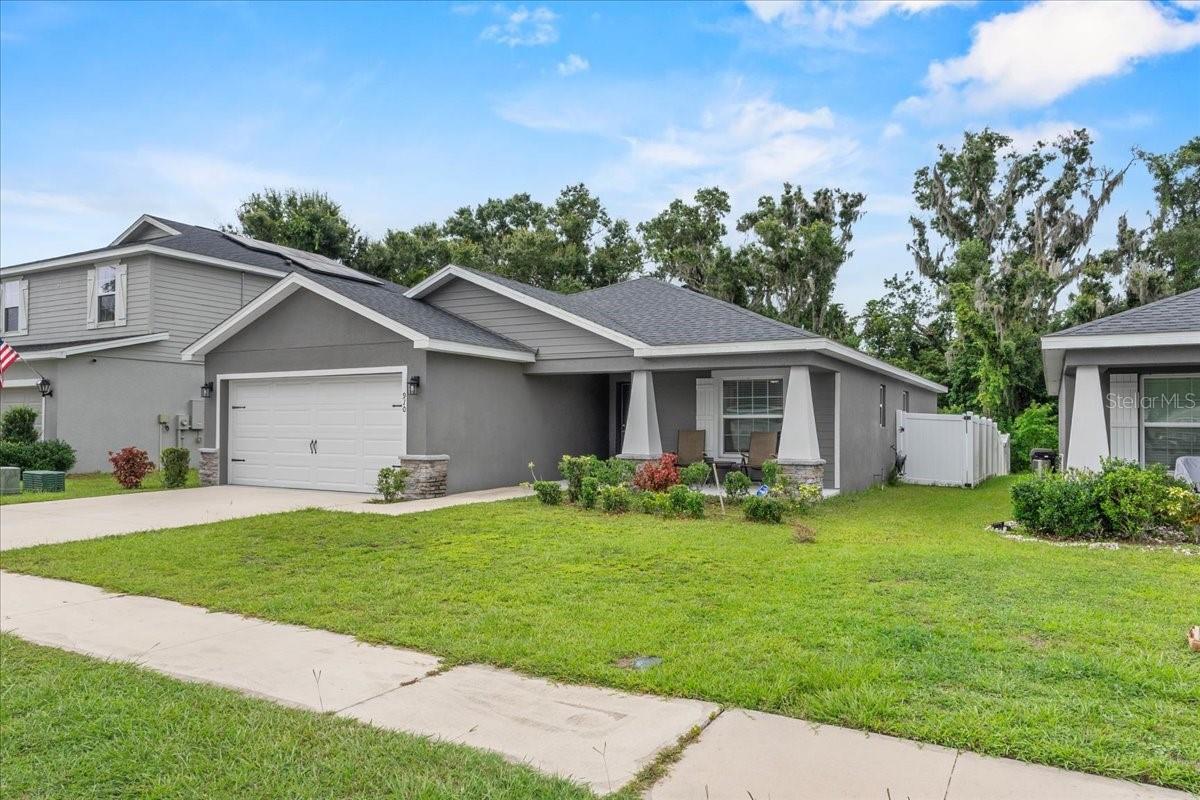 Image 3 of 37 For 910 Blue Tide Lane