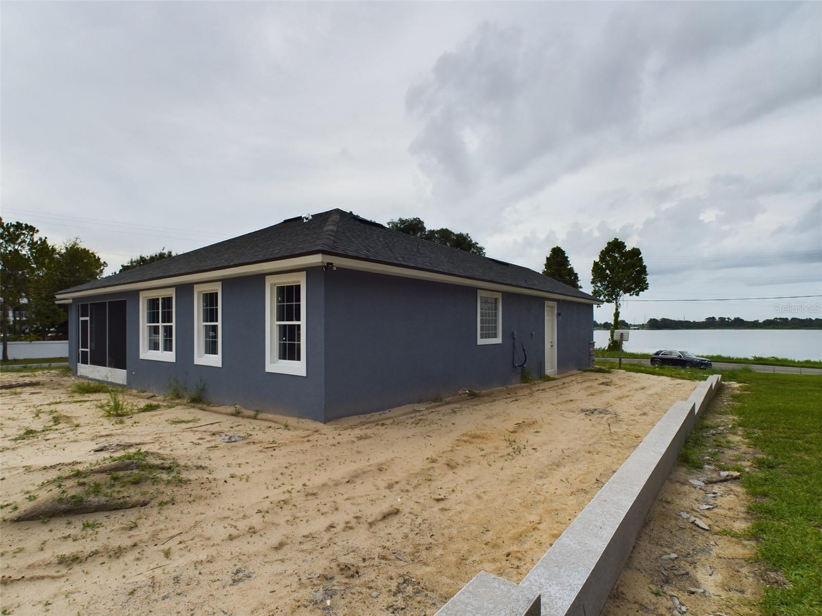 Image 6 of 19 For 1264 Buckeye Road Ne