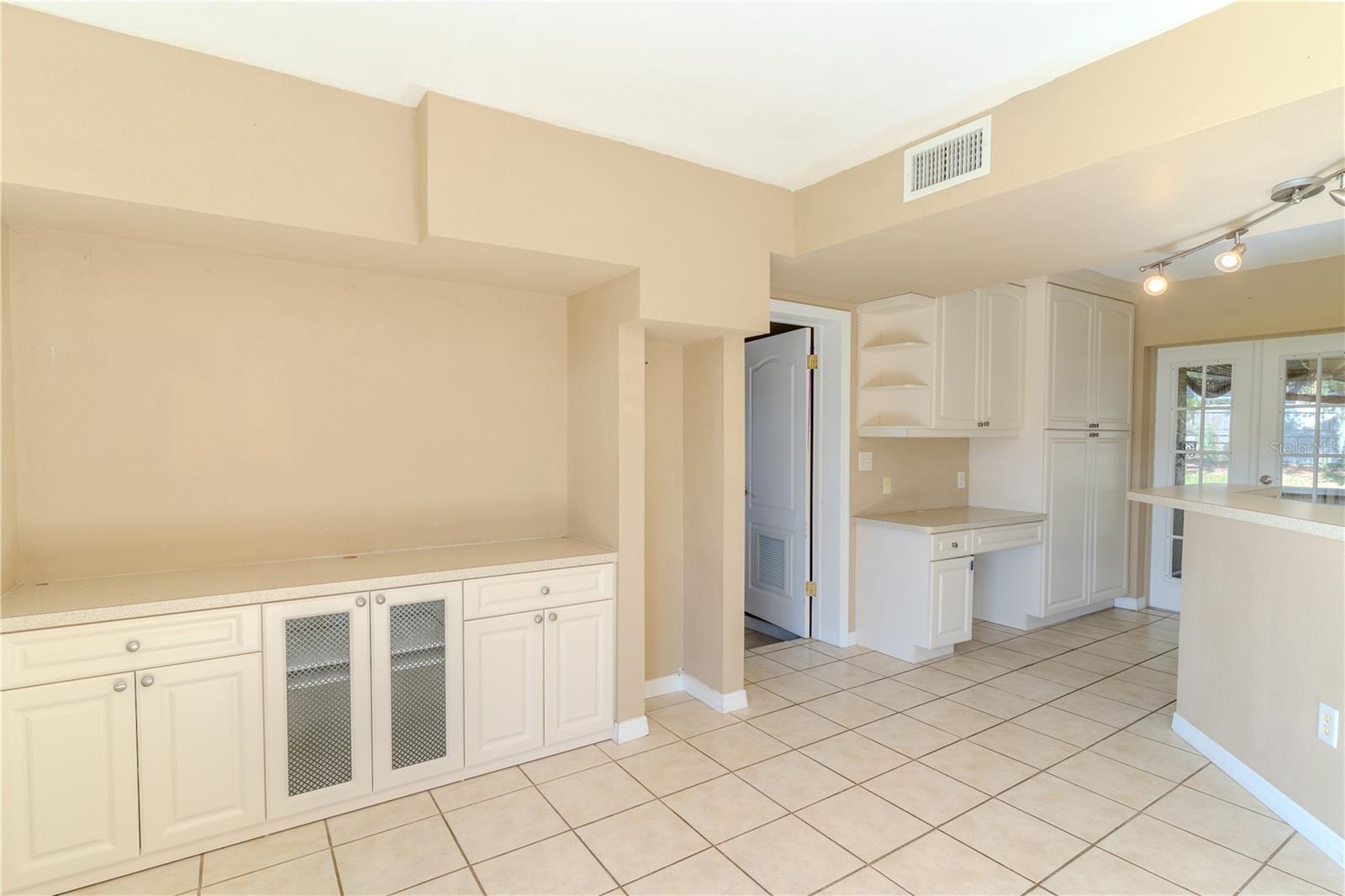 Image 6 of 26 For 1803 Lagrange Avenue