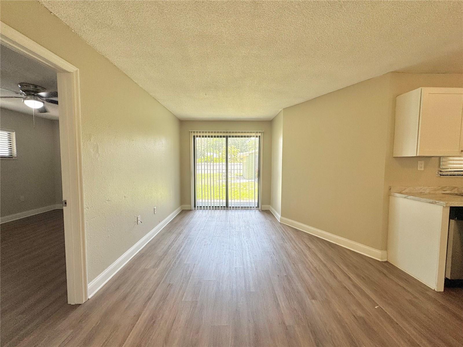 Image 10 of 30 For 1812 3rd Street Se A