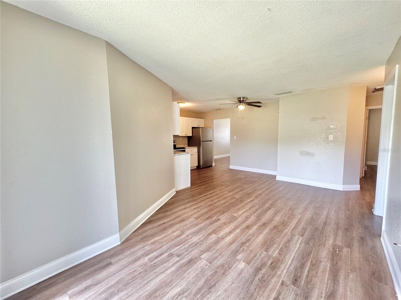 Image 11 of 30 For 1812 3rd Street Se A