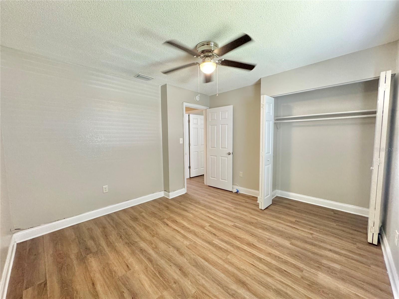 Image 21 of 30 For 1812 3rd Street Se A