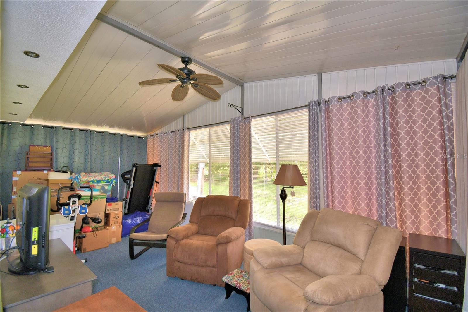 Image 28 of 68 For 4115 Rolling Oaks Drive