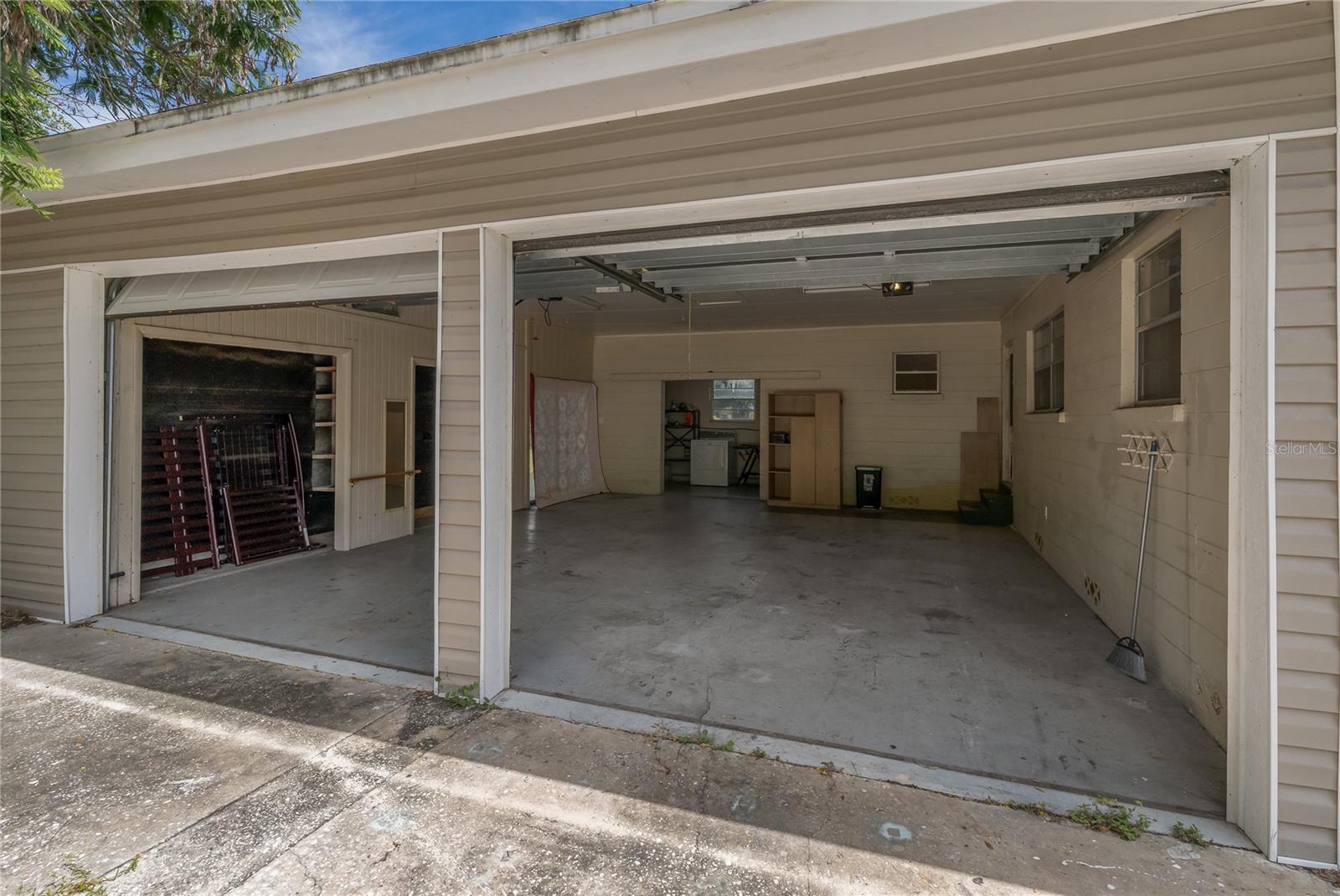 Image 24 of 45 For 208 Lake Dale Dr