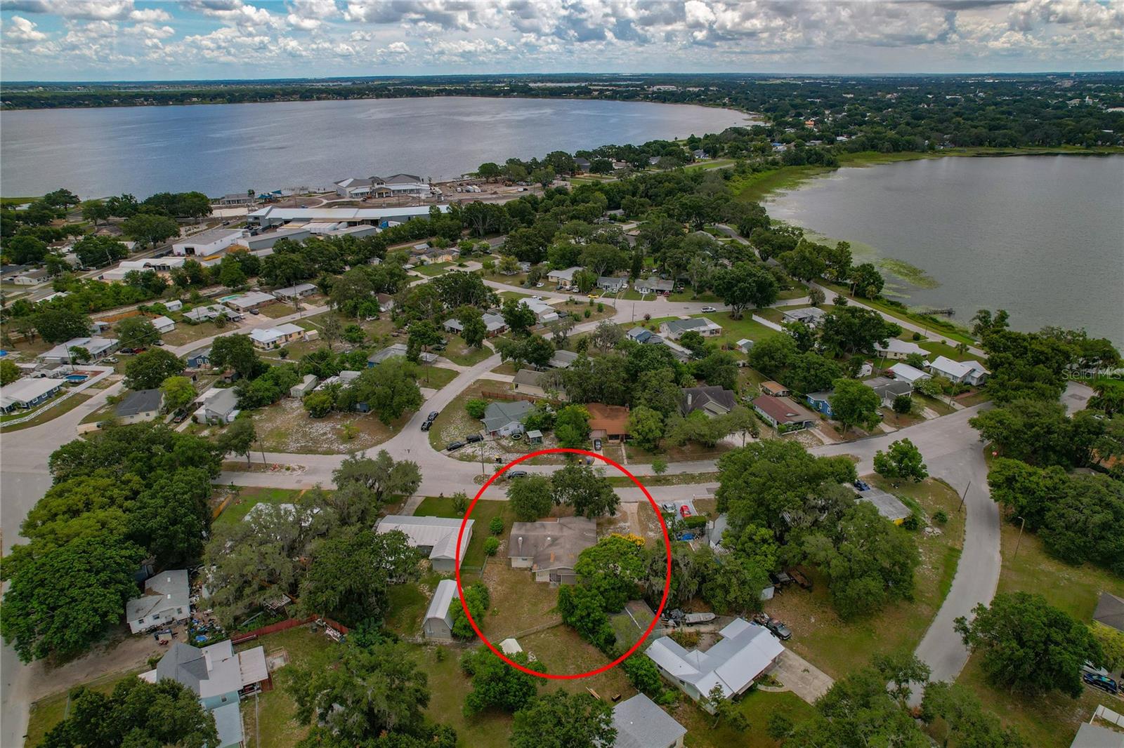 Image 38 of 45 For 208 Lake Dale Dr