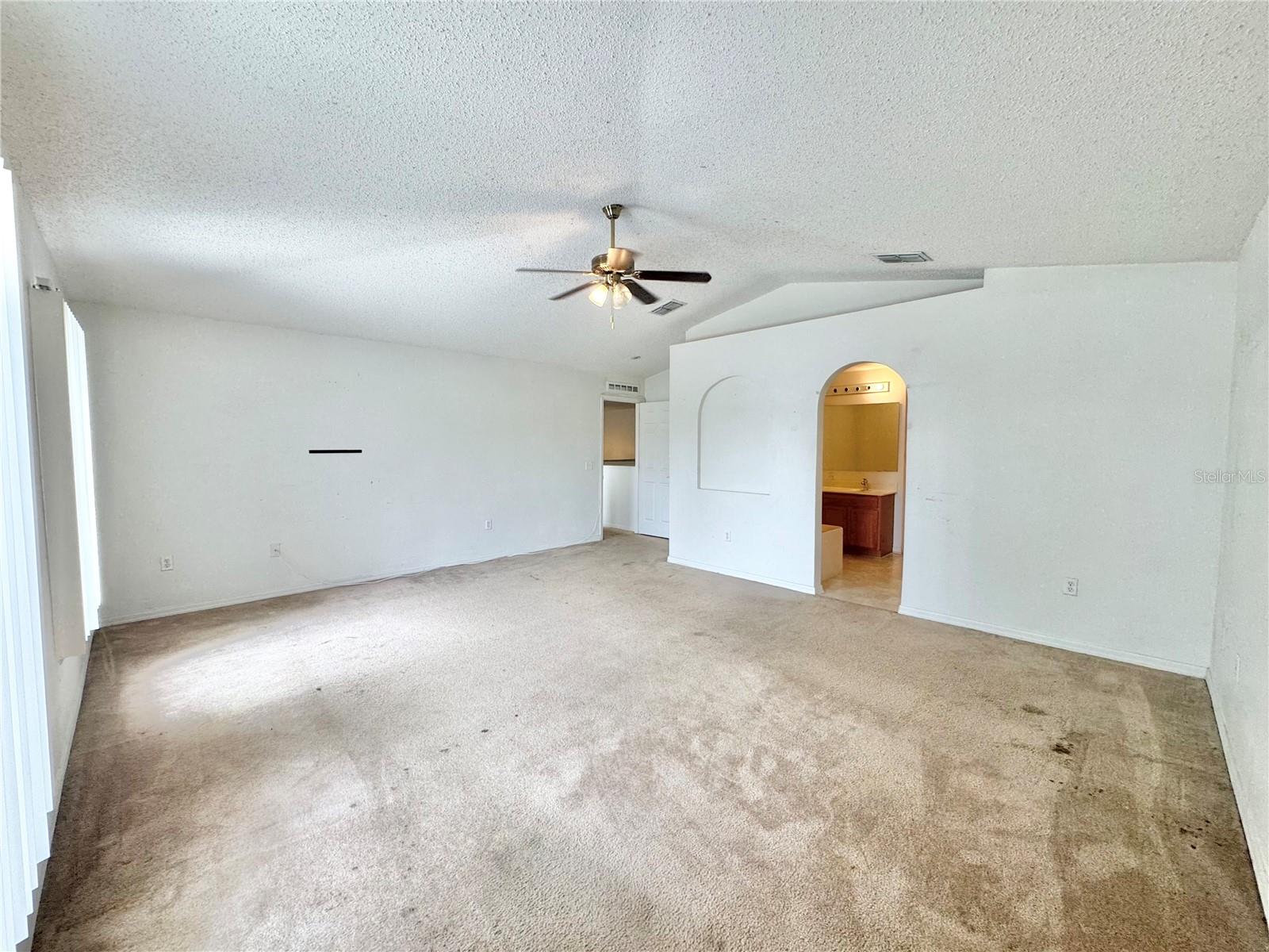 Image 21 of 47 For 1844 Emily Drive