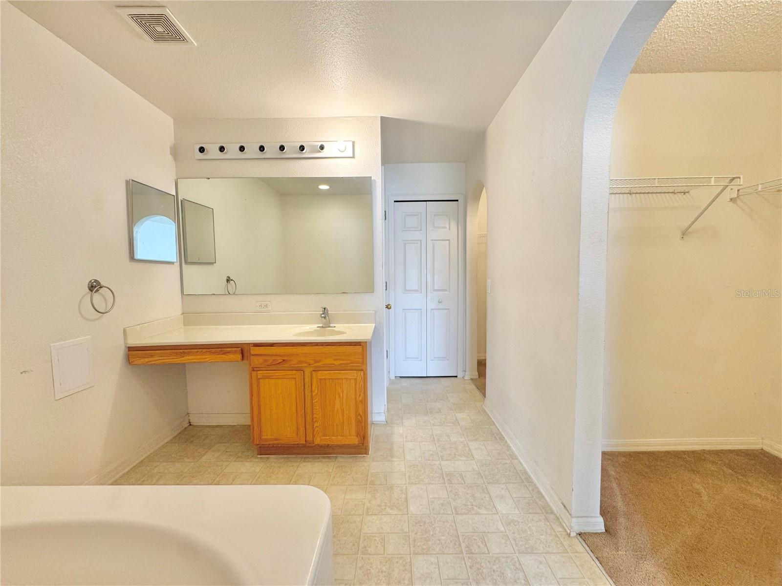 Image 22 of 47 For 1844 Emily Drive