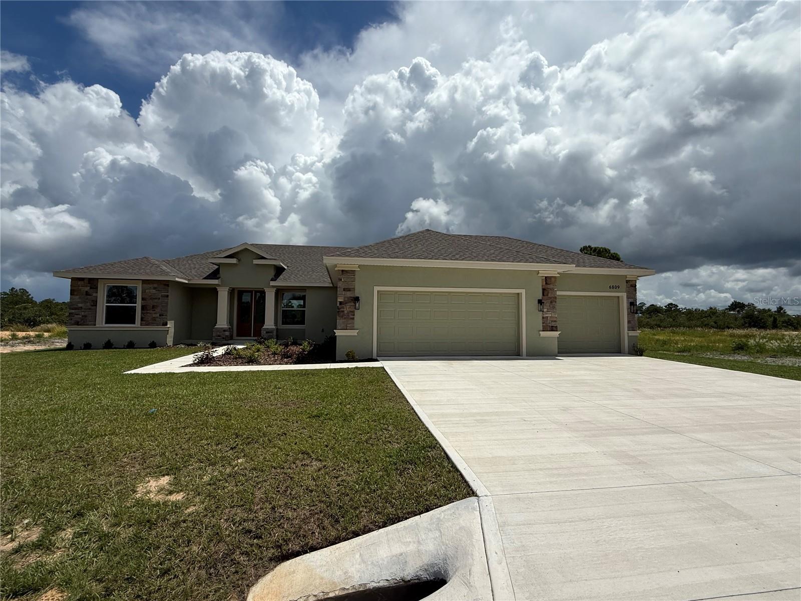 Image 3 of 15 For 6809 Coconut Grove Drive