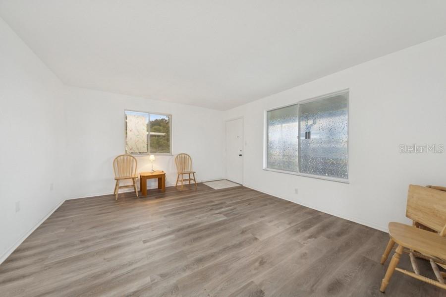 Image 5 of 21 For 1700 6th Street Nw A38