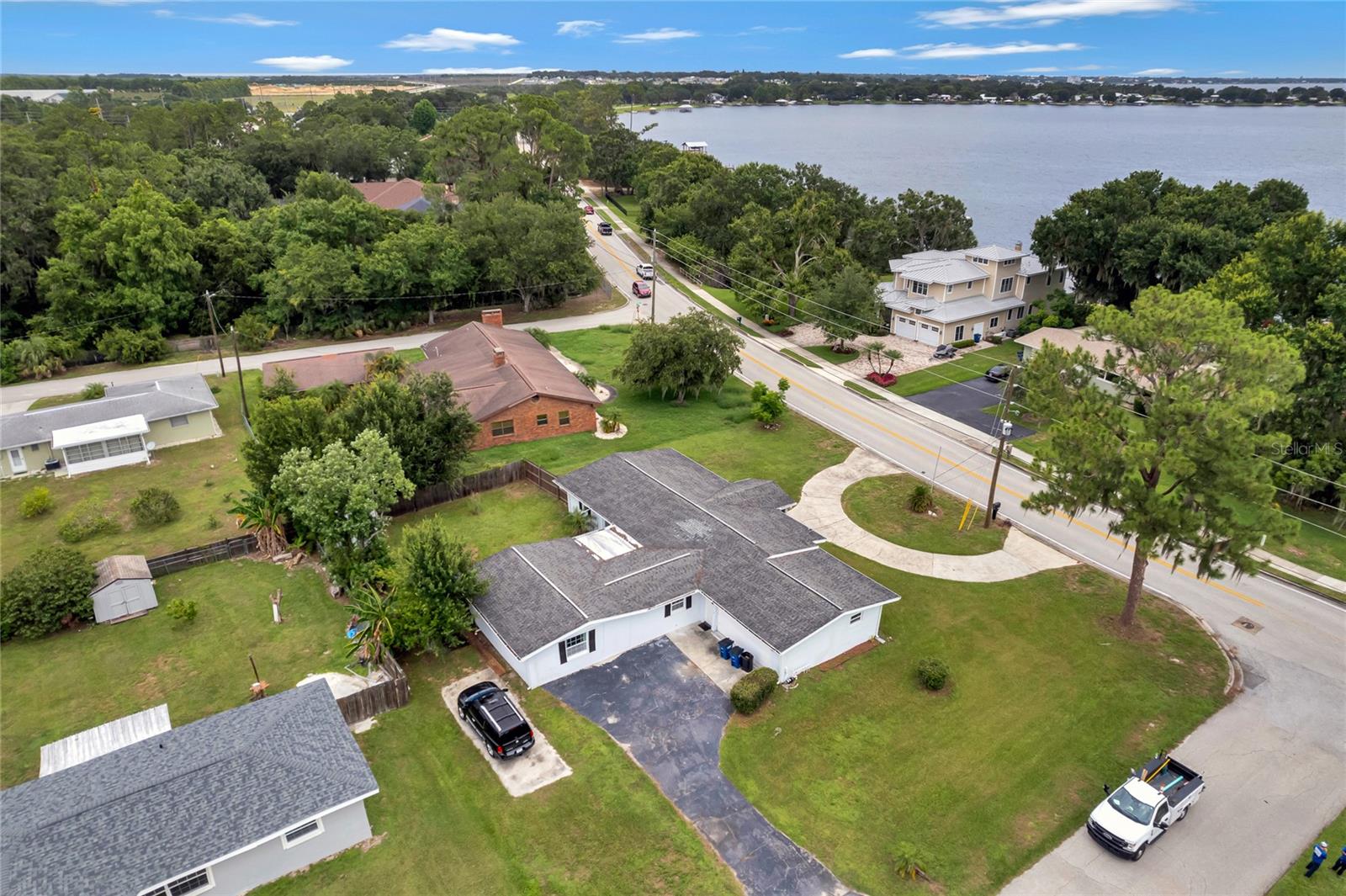 Image 36 of 38 For 3510 Lakeview Drive